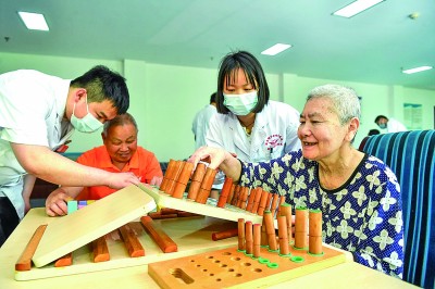 “老有所乐”照进现实开元棋牌适老玩具让